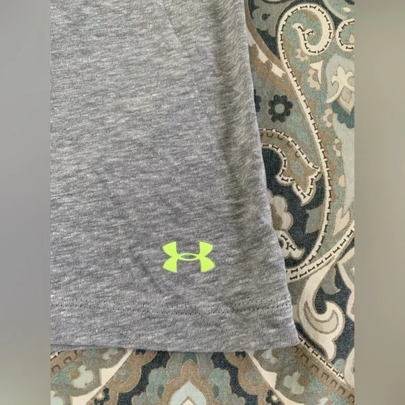 Under Armour Heat Gear Tee - Picture 5 of 5